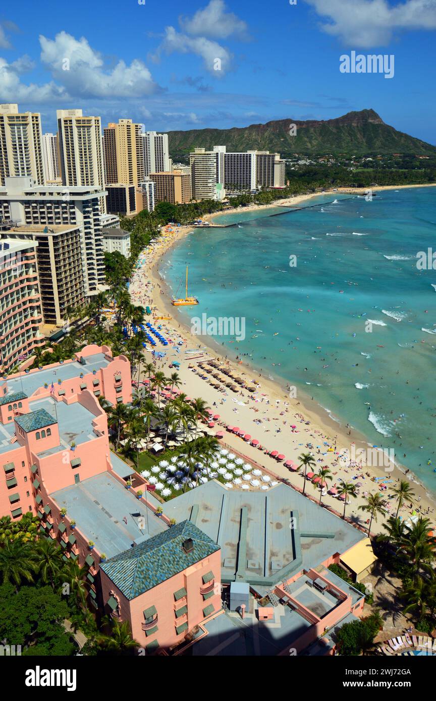 Waikiki bay water hi-res stock photography and images - Alamy