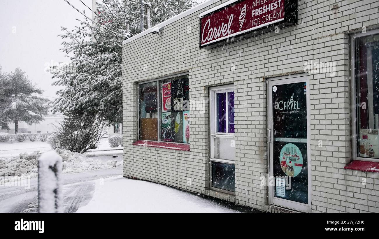 NORWALK, CT, USA FEBRUARY 13, 2024 Snowstorm in February 2024 on East Coast and Carvel ice