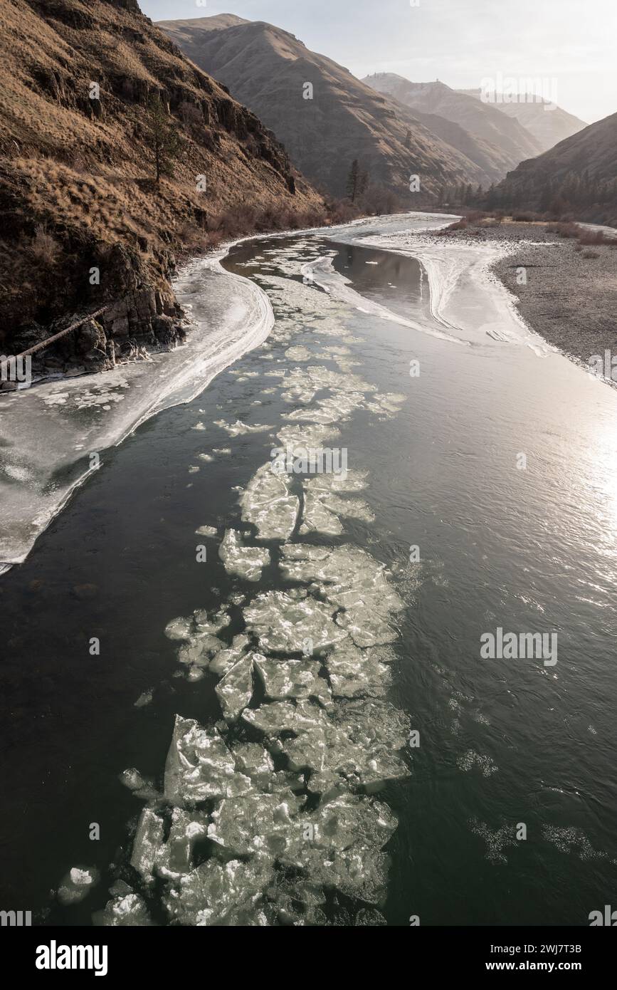 Ice flows on the Grande Ronde River in Southeastern Washington Stock