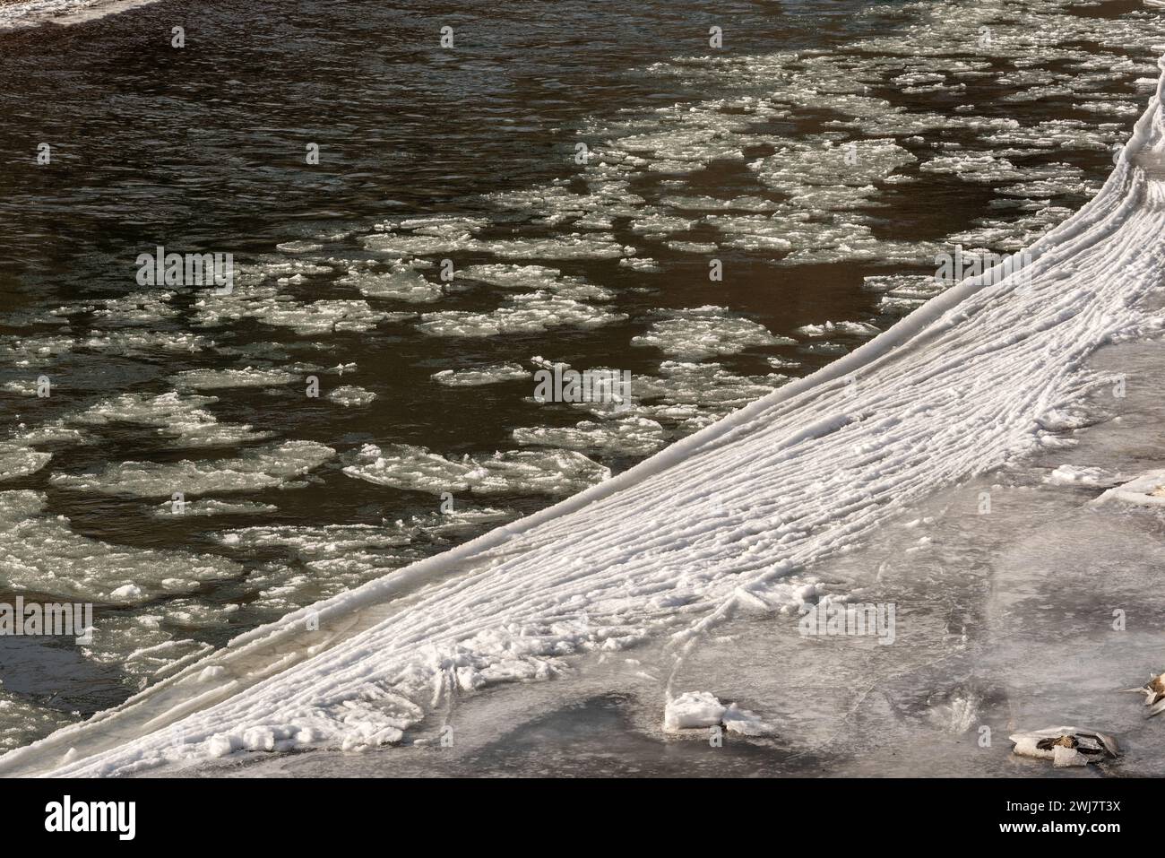 Ice flows on the Grande Ronde River in Southeastern Washington Stock