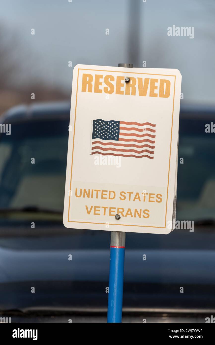 Reserved parking for veterans sign in front of a Home Depot in Lewiston, Idaho. Stock Photo