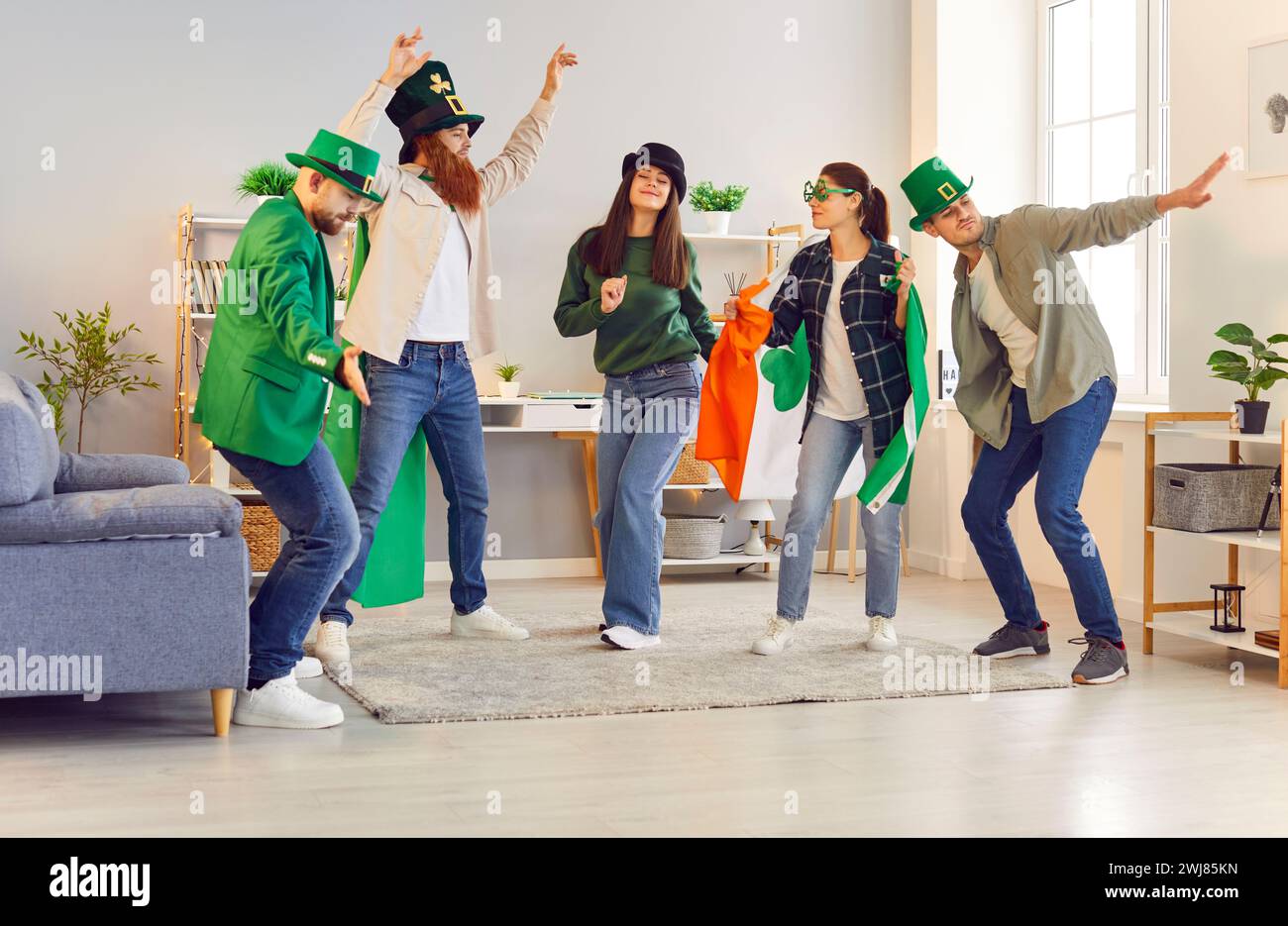 Patrick day dance hi-res stock photography and images - Alamy