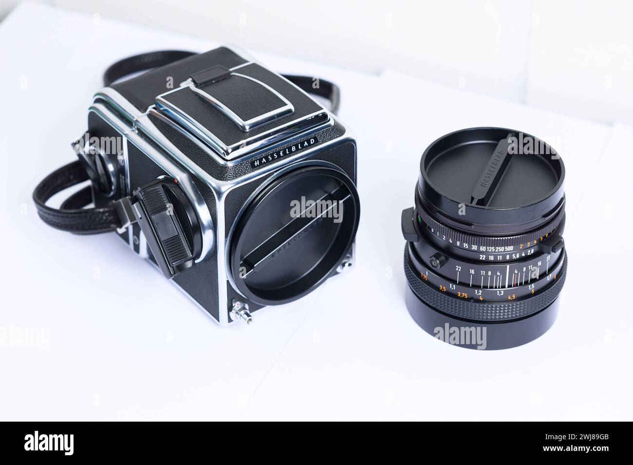 80mm Planar CF Hasselblad F2.8 T* Zeiss Carl HASSELBLAD - – f2.8 f 