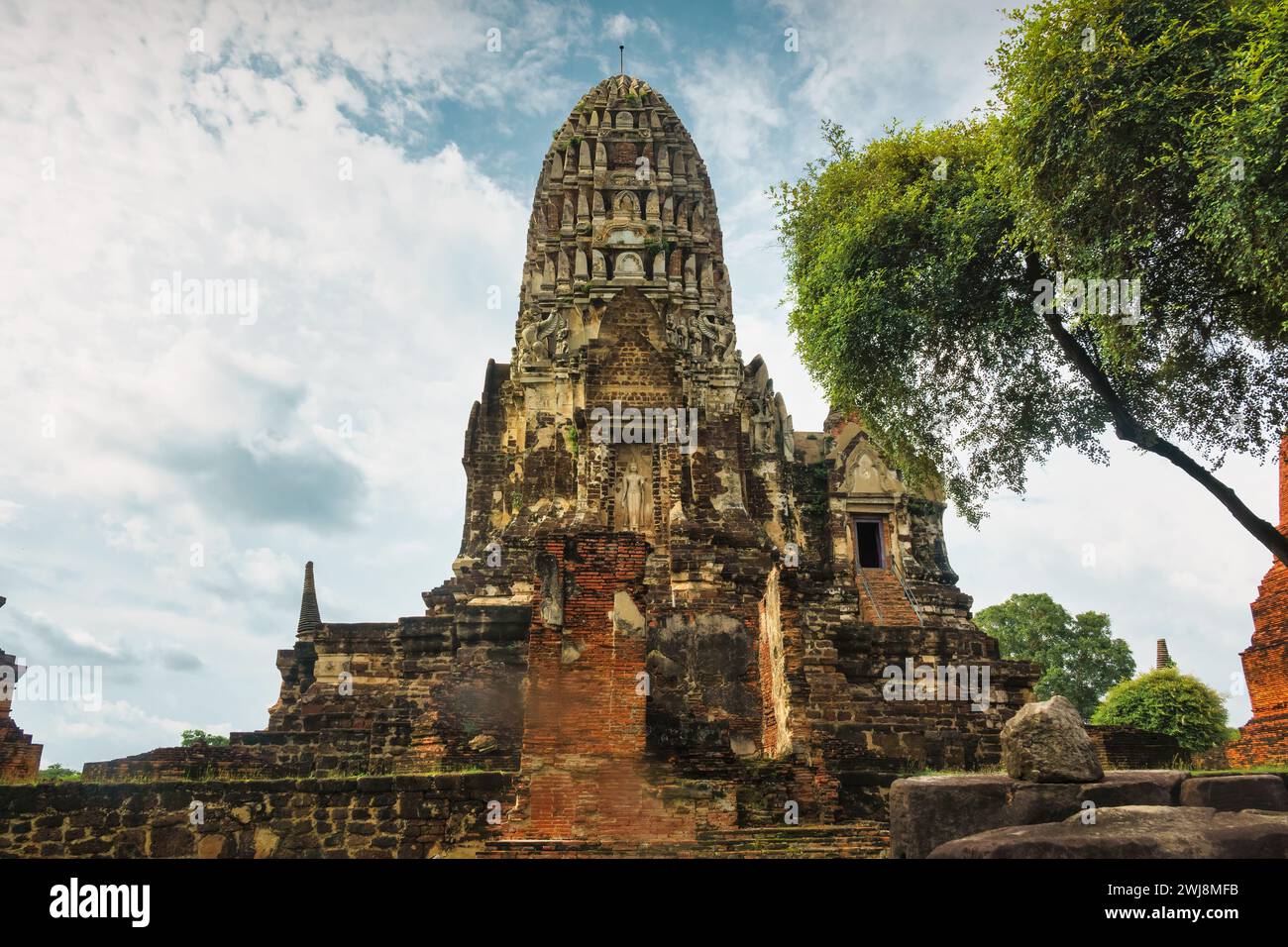 Wat Ratchaburana in Ayutthaya Historical Park, Ayutthaya, Thailand. UNESCO World Heritage Site. Stock Photo
