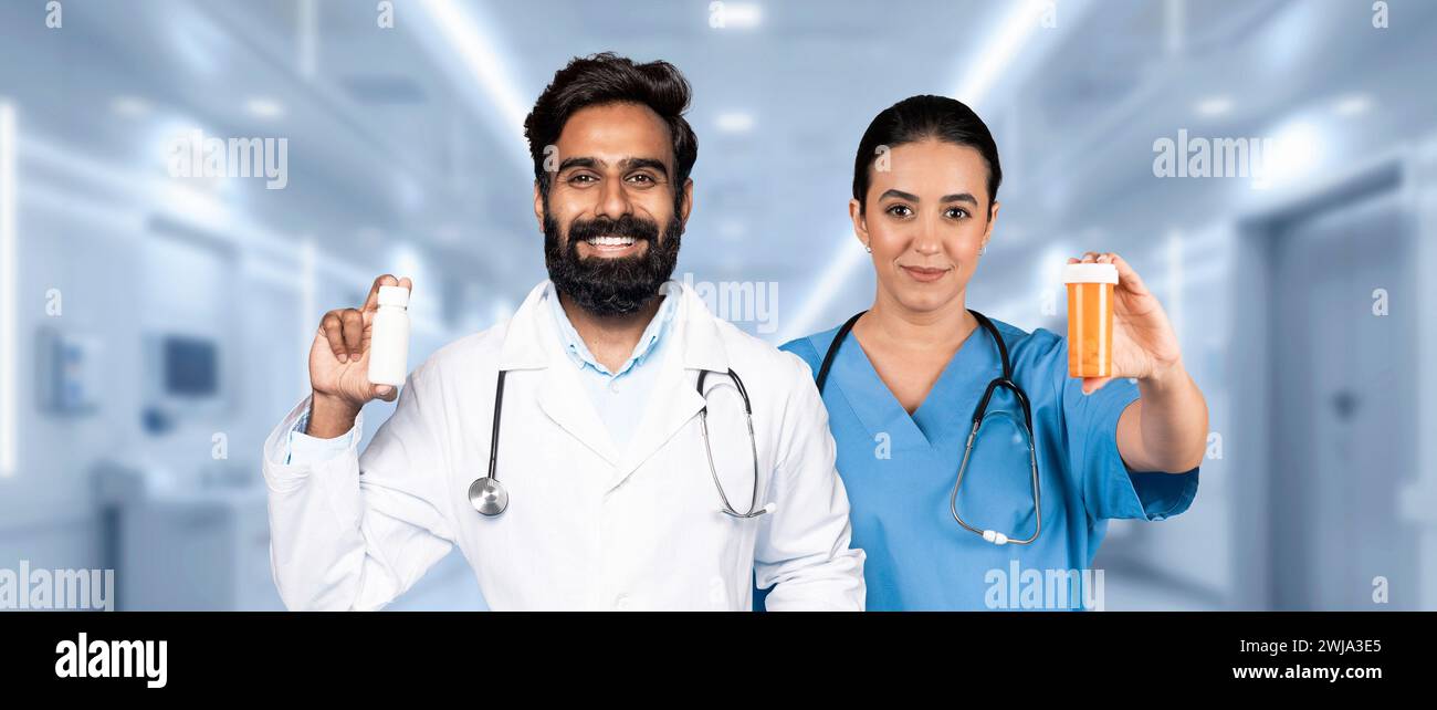Female doctor nurse smiles hi-res stock photography and images - Alamy