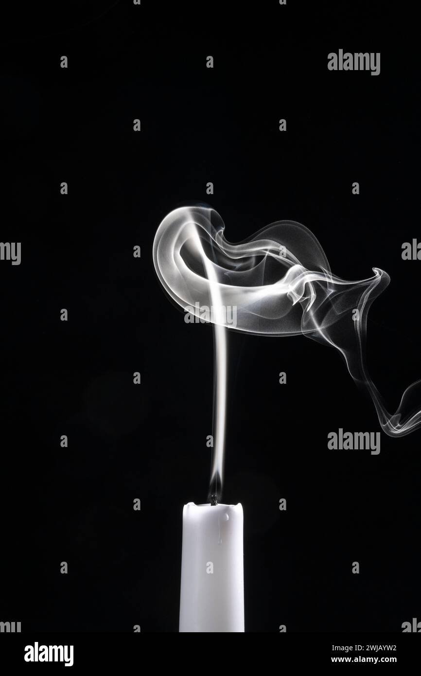 cigarette smoke detection device Measuring cigarette smell and odor in lavatories
