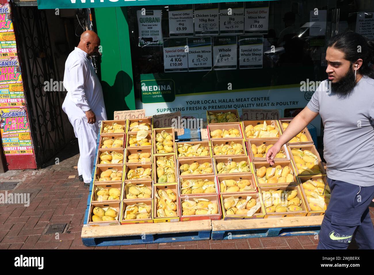 Pakistani mangoes on sale in Luton's Bury Park district, home to a large ethnically Pakistani community, UK Stock Photo