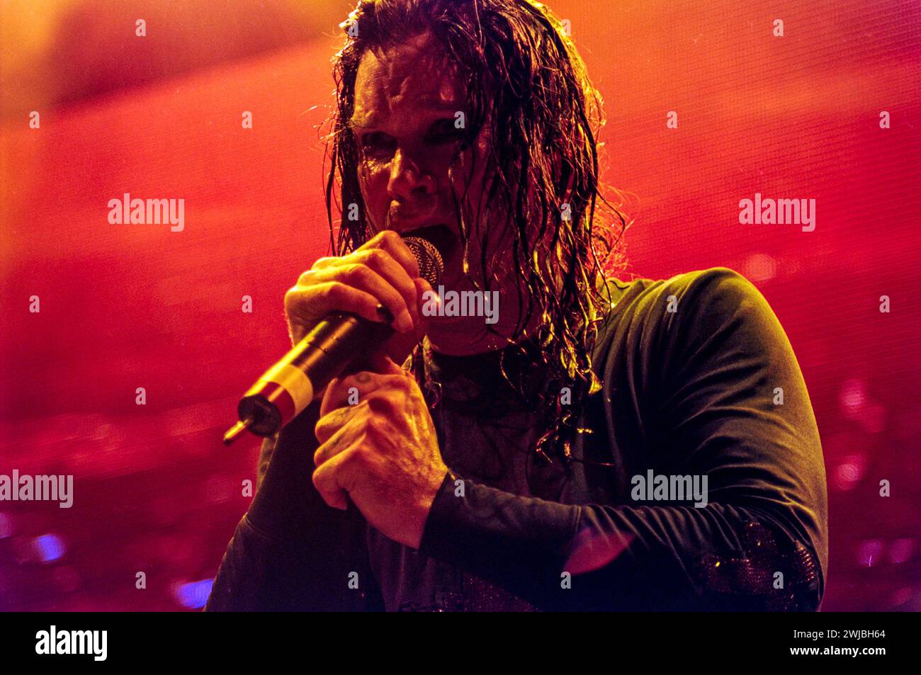 ozzy osbourne young performing