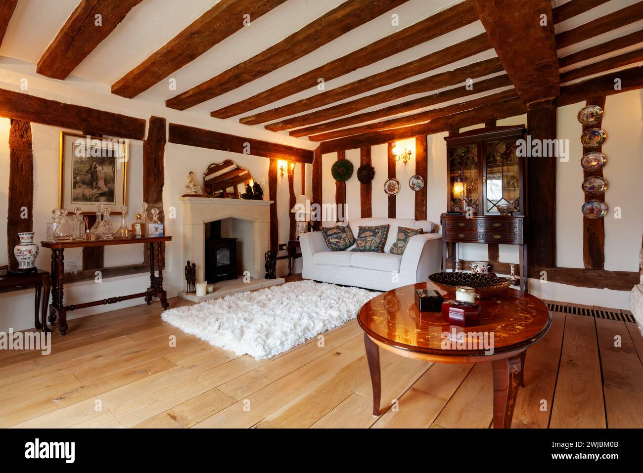 Wickhambrook, Suffolk - Jan 212 2020: Traditional furnished living room in 17th Century Cottage Stock Photo