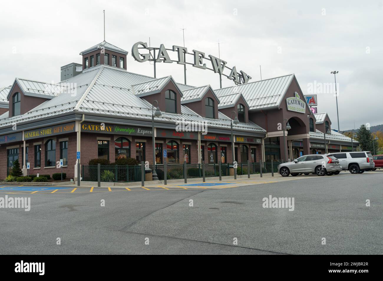 Breezewood, Pennsylvania - October 20, 2023: Gateway Travel Plaza food court and gas station Stock Photo