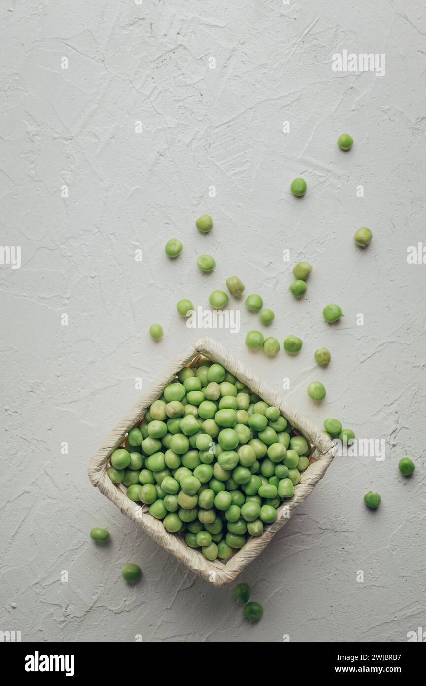 Green peas. agriculture,agronomy, breeding, vegetarianism,protein