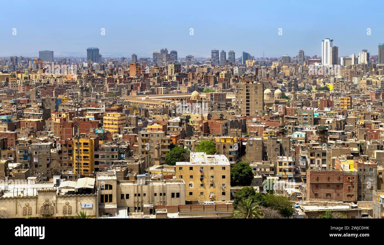 Garbage people of cairo hi-res stock photography and images - Alamy