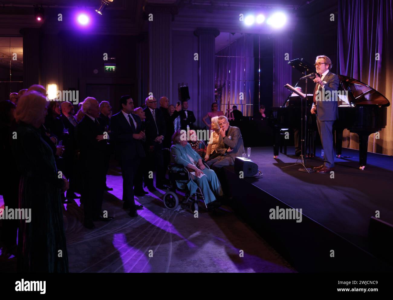robert-lindsay-performs-on-stage-at-a-celebration-of-shakespeare-event