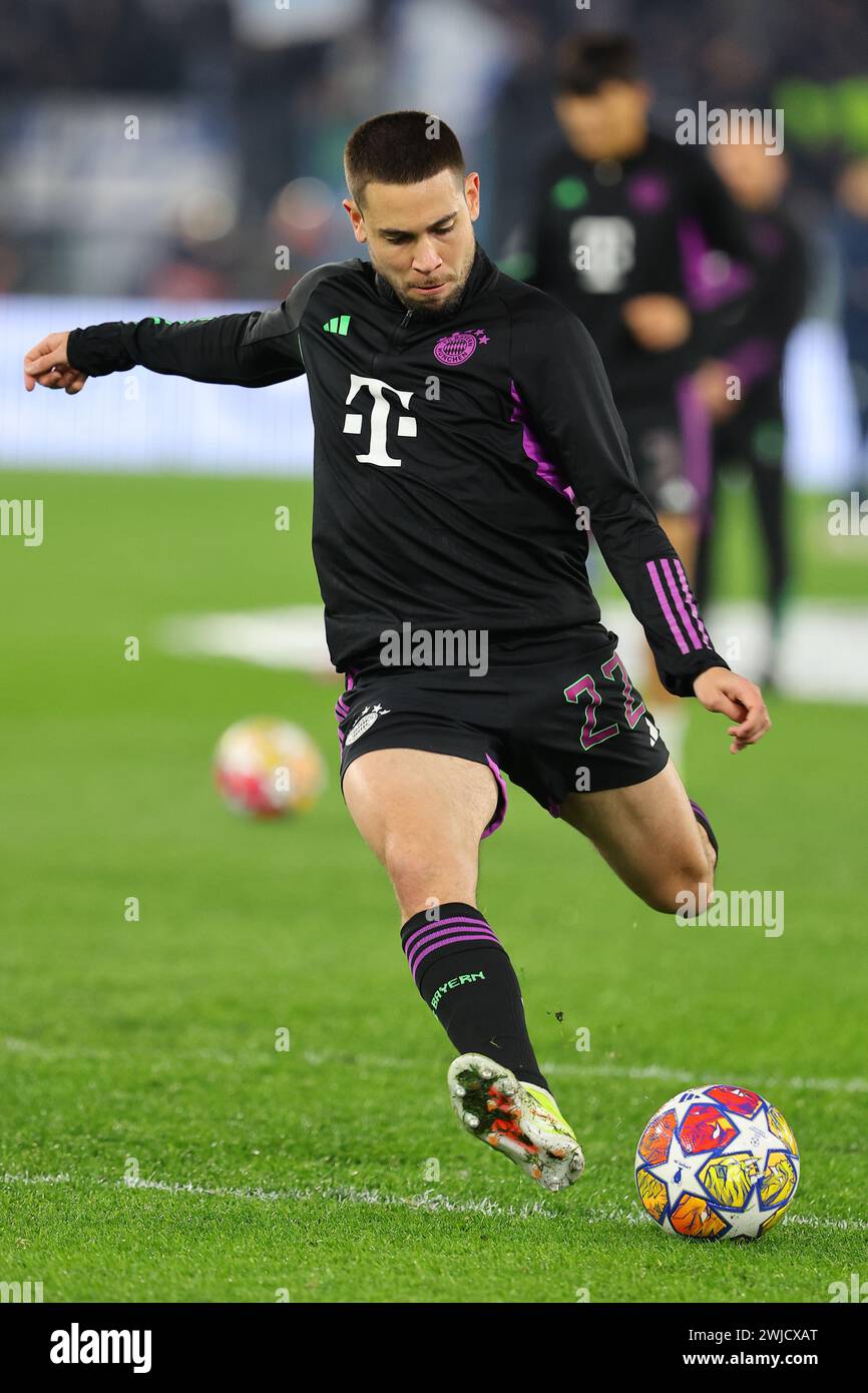 Rome, Italy. 14th Feb, 2024. Rome, Italy 14.2.2024: Raphael Guerreiro of Bayern Munchen during warm-up before the Uefa Champions League 2023-2024, round of 16 football match SS Lazio vs FC Bayern Mucnhen at Olympic Stadium in Rome. Credit: Independent Photo Agency/Alamy Live News Stock Photo