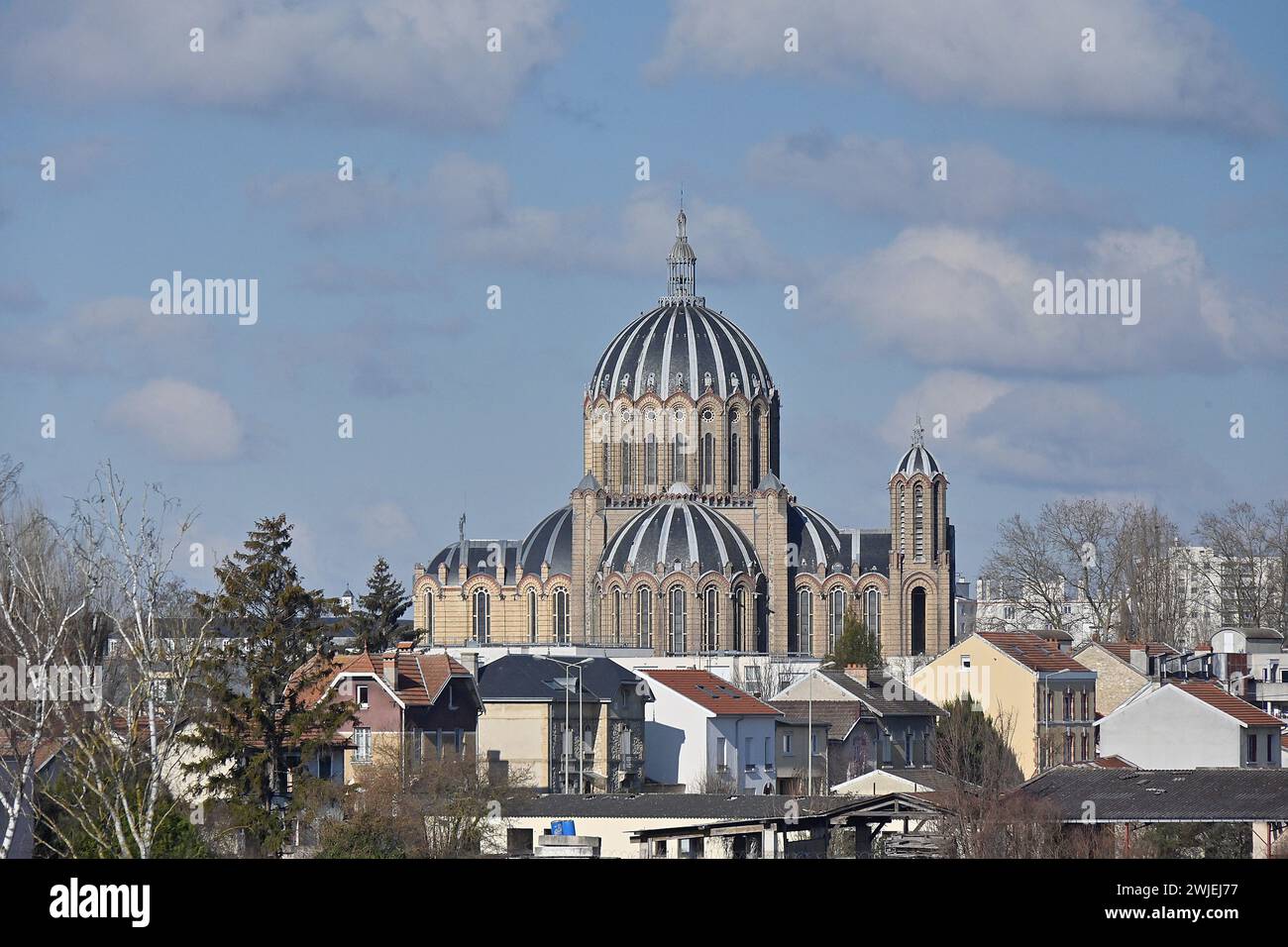 Reims (northeastern France) Basilica of SainteClotilde in the