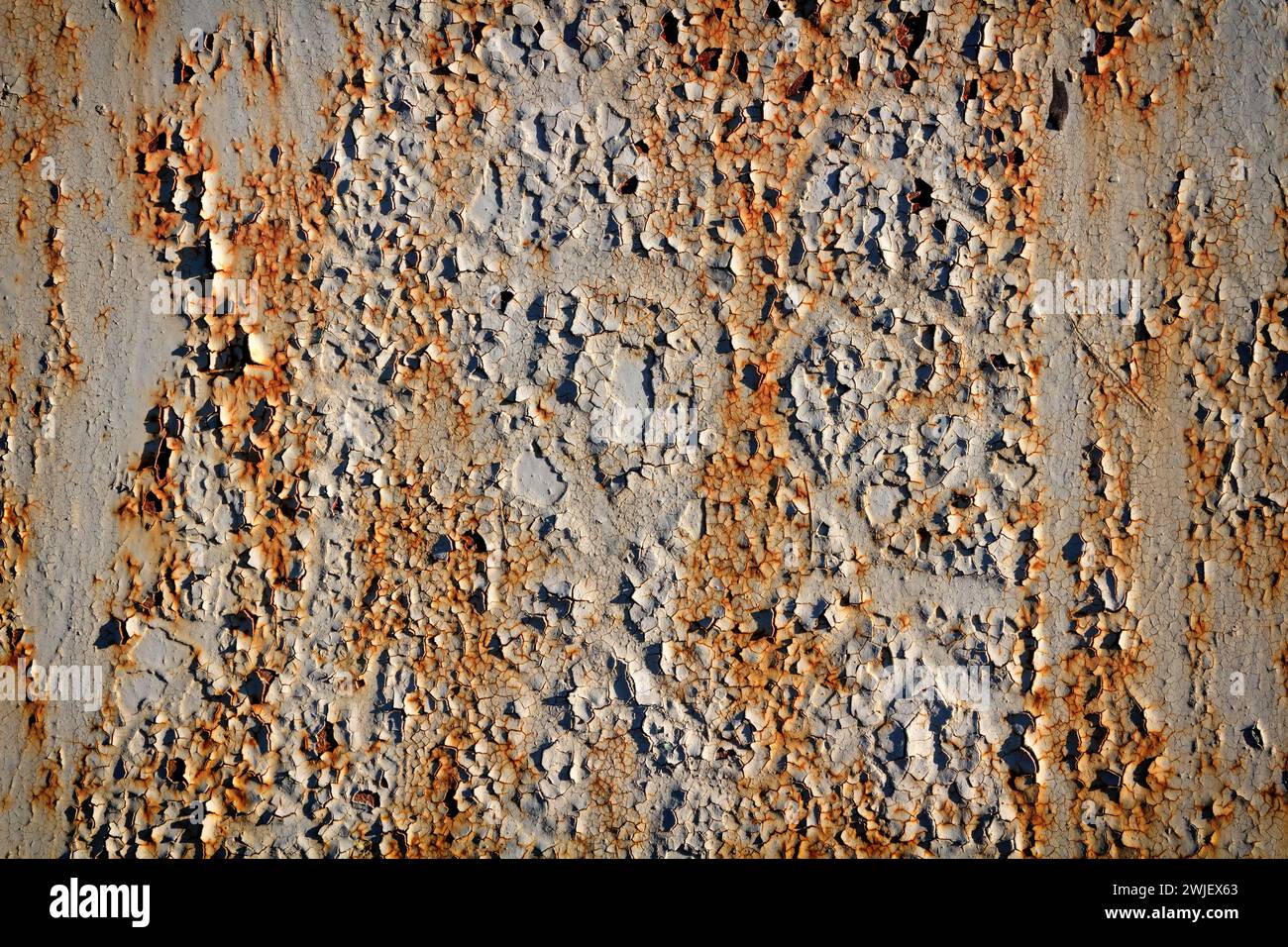 Texture of peeling paint on a rusty metal surface Stock Photo - Alamy
