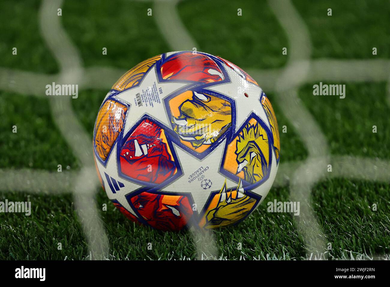 Bola de Futebol UEFA Champions League 20232024 Pro · adidas · El