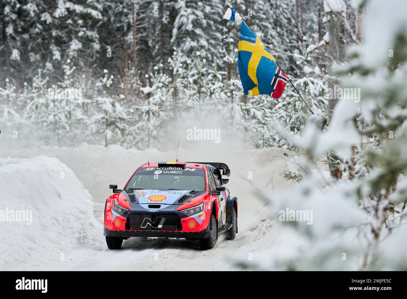 Car Shell Rall Hyundai shell mobis world rally team hi-res stock photography and ...