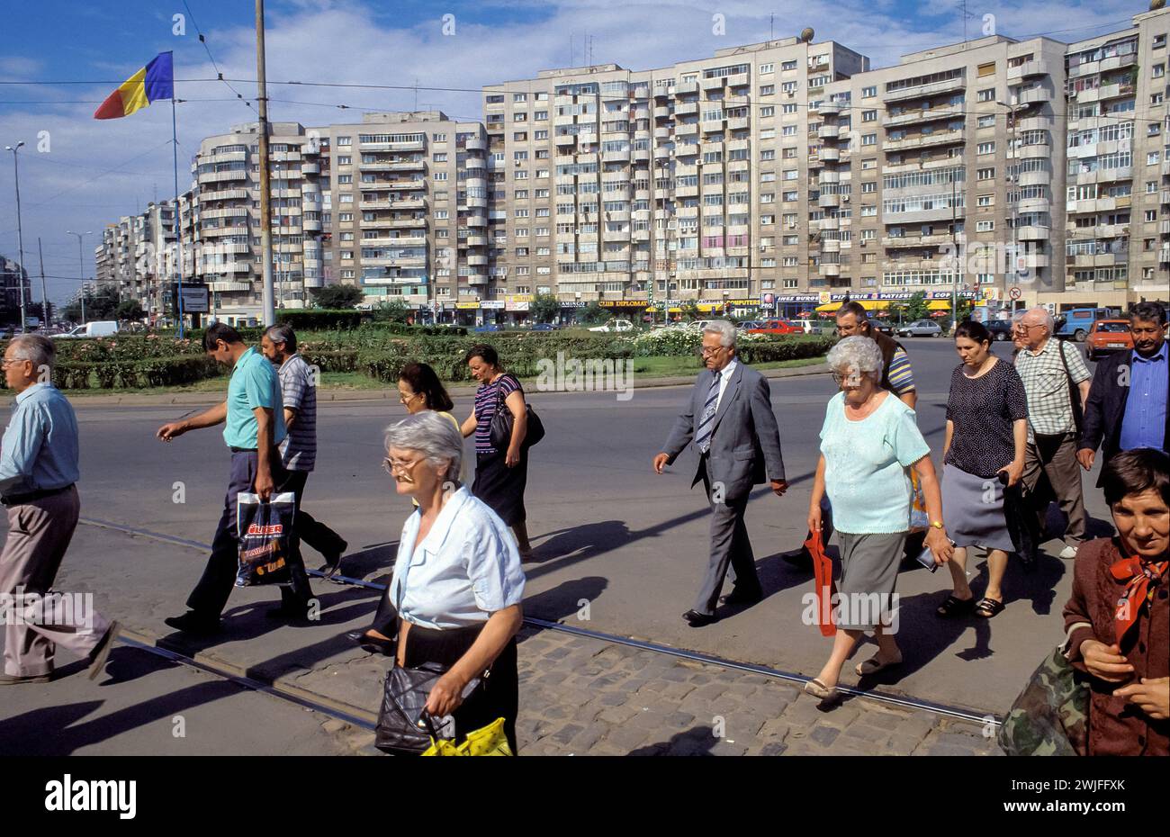Elderly people crossing hi-res stock photography and images - Alamy
