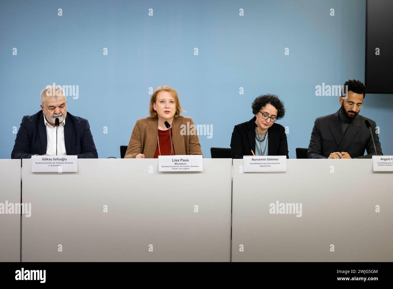 (from left to right) Goekay Sofuoglu, Federal Chairman of the Turkish Community in Germany, Lisa Paus (Buendnis 90/The Greens), Federal Minister for Family, Senior Citizens, Women and Youth, Nursemin Soemnez, Managing Director of the new German organizations, and Angelo Camufingo, co-project manager of the Competence network anti-black racism at Each One Teach One, recorded as part of a press conference on the topic of committed versus misanthropy at the BMFSFJ in Berlin, February 15, 2024. Photographed on behalf of the Federal Ministry for Family, Senior Citizens, Women and Youth. Stock Photo