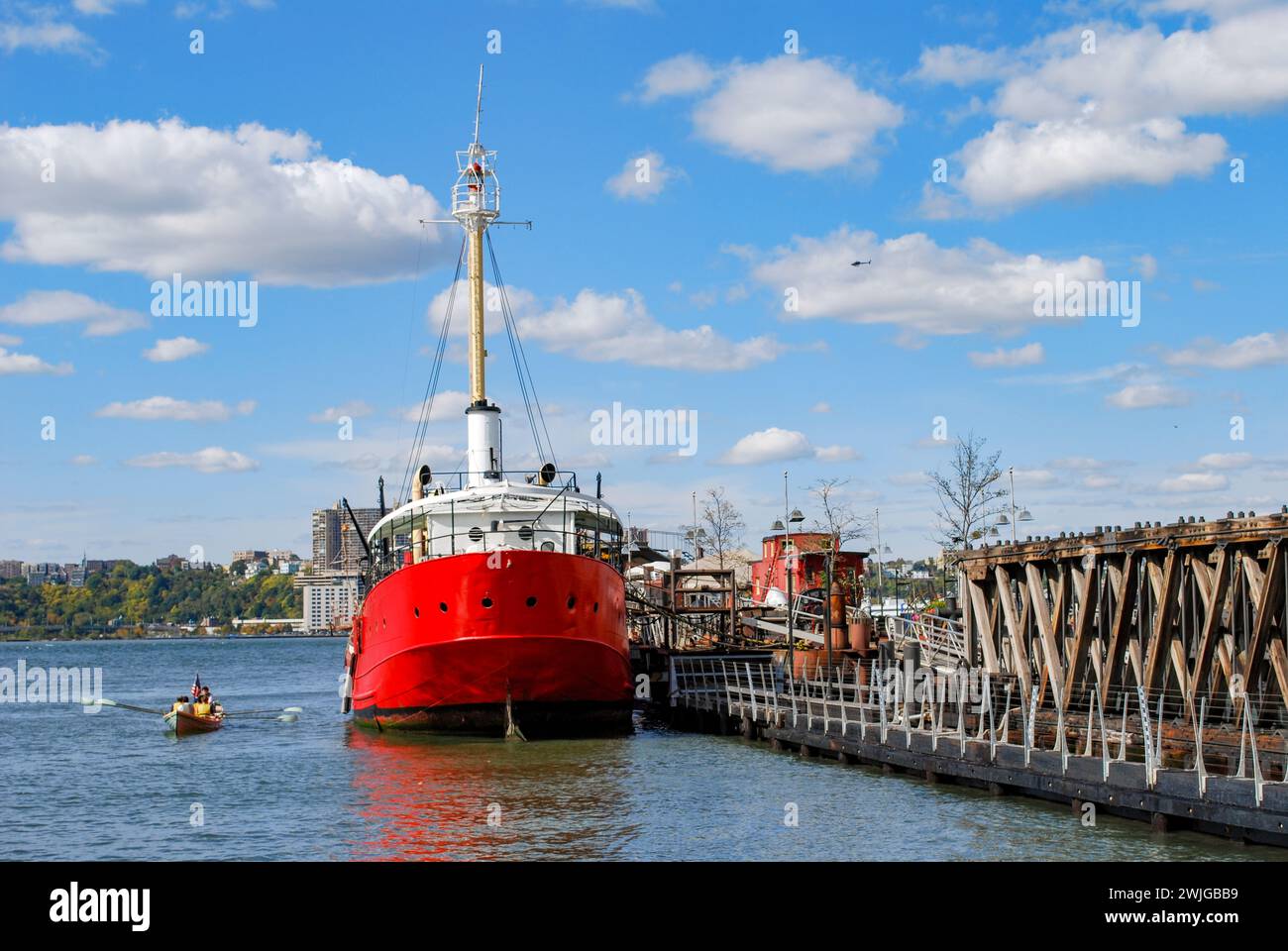 Frying Pan Bar & Grill, New York Stock Photo Alamy