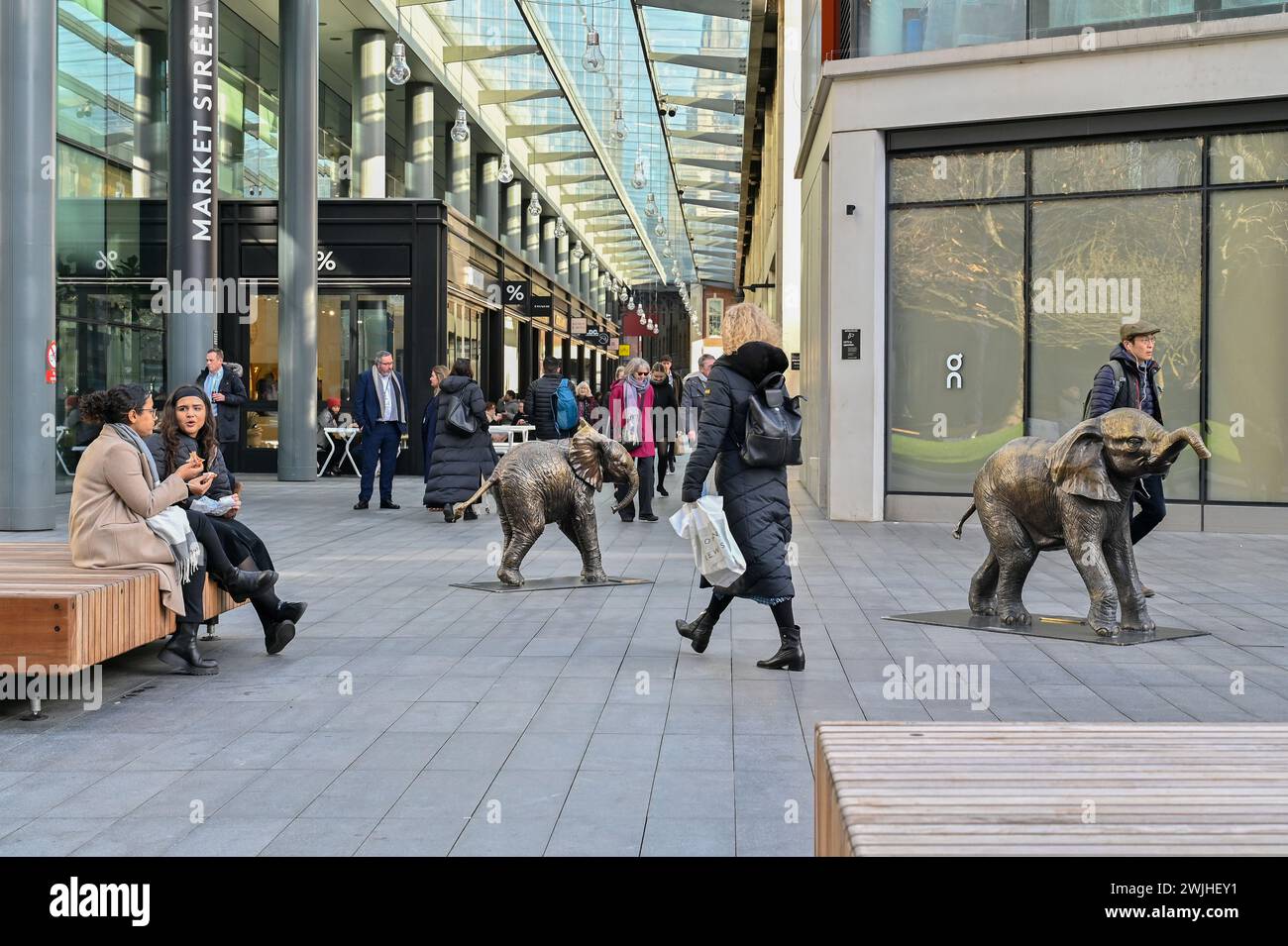 Spitalfields Market London Bronze elephant sculpture by Gillie and