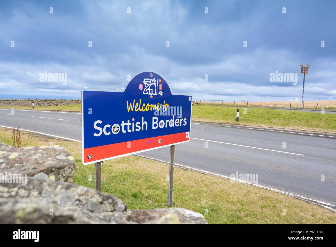 Cart Bar, Scottish / English Border, Scotland, Northumberland.  Images of the sign and huge rock at the Scottish Border, at Carter Bat, on the border Stock Photo