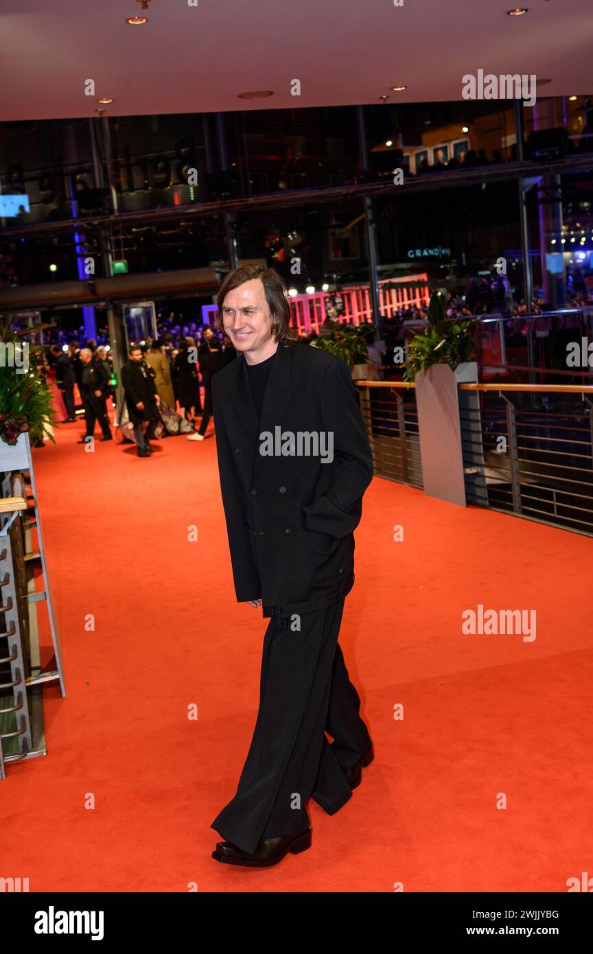 Lars Eidinger auf dem Roten Teppich bei der Eroeffnung der Berlinale im ...