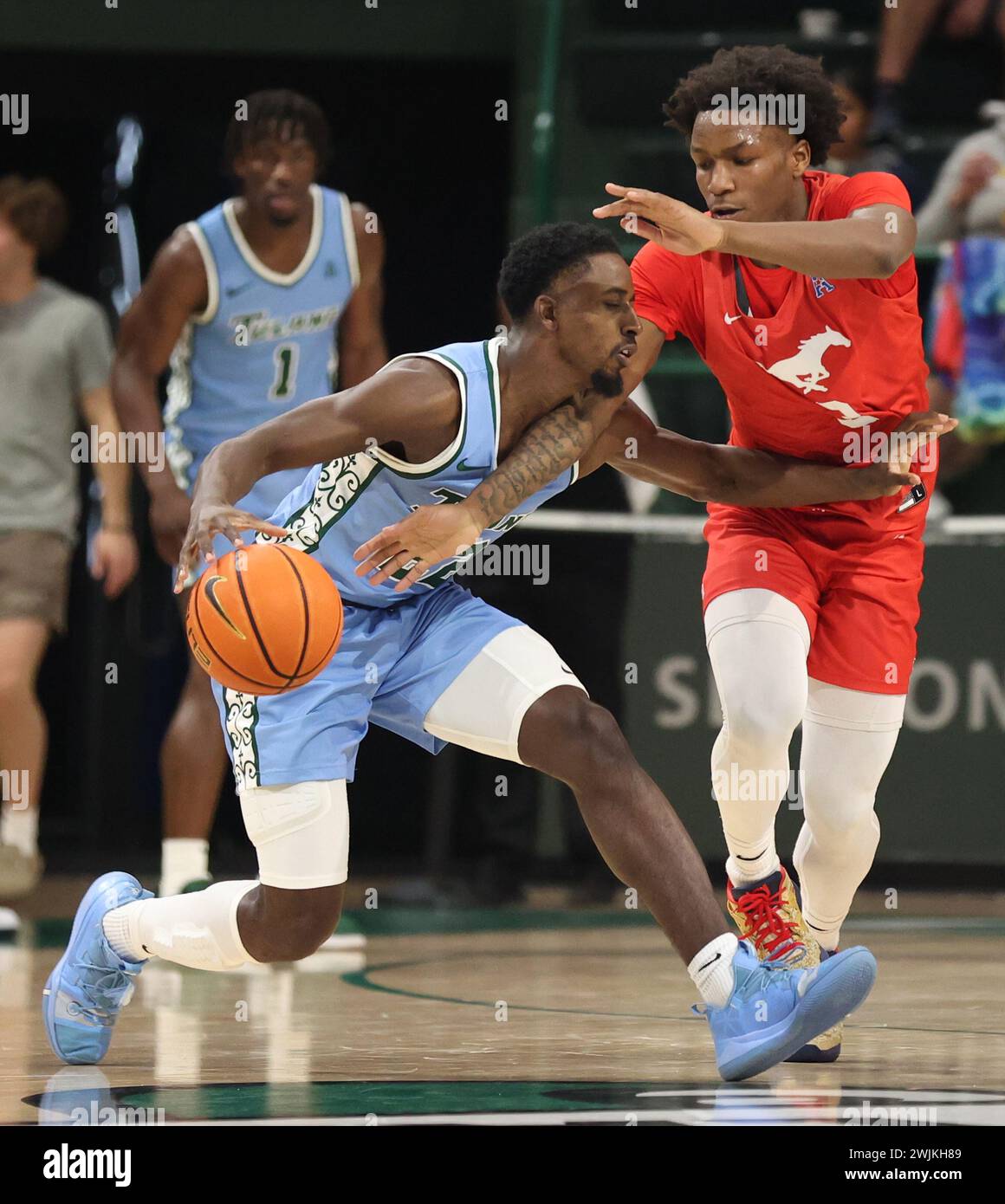 New Orleans, USA. 15th Feb, 2024. Southern Methodist Mustangs guard