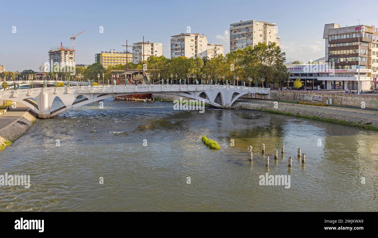 Skopje, North Macedonia - October 23, 2023: Bridge of Civilisations Over River Vardar in Capital City Centre at Autumn Day. Stock Photo