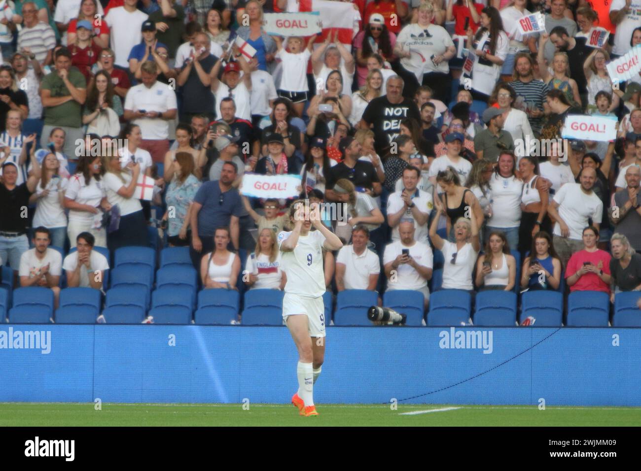 ellen-white-celebrates-goal-england-v-norway-uefa-womens-euro-brighton