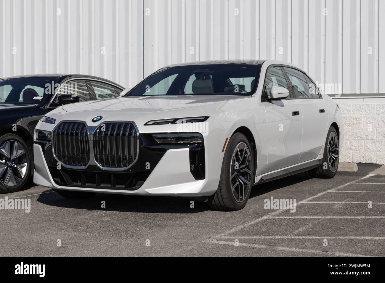 Bmw 760i hires stock photography and images Alamy