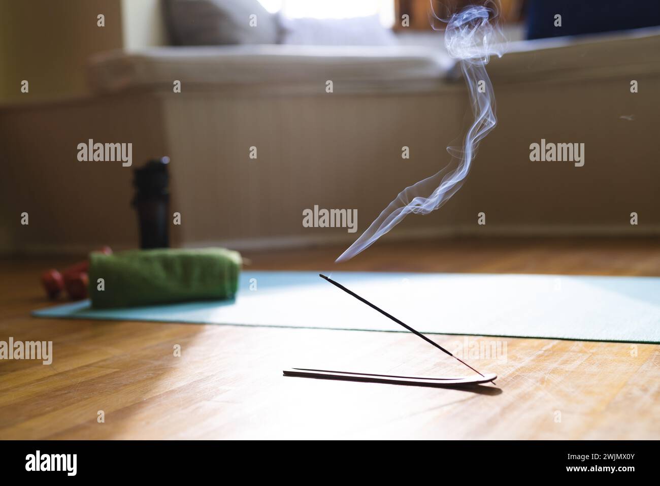 Incense stick hi-res stock photography and images - Alamy