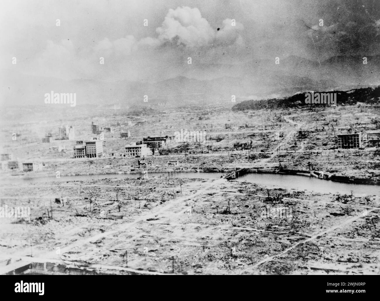 Atomic Bomb disaster, Japan - General panoramic view of Hiroshima after the bomb - US Army photo Stock Photo