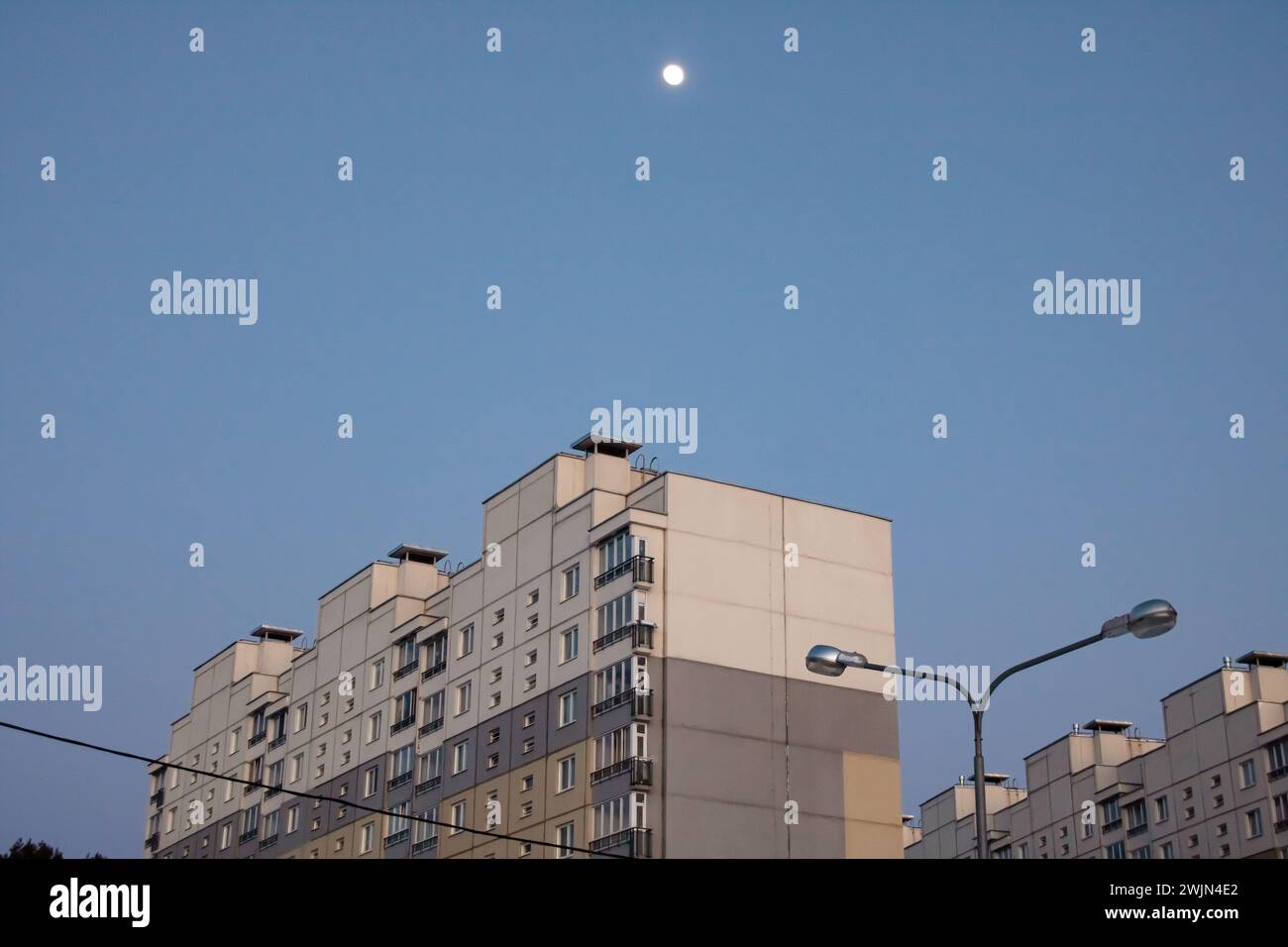 Upper storey exterior facade hi-res stock photography and images - Alamy