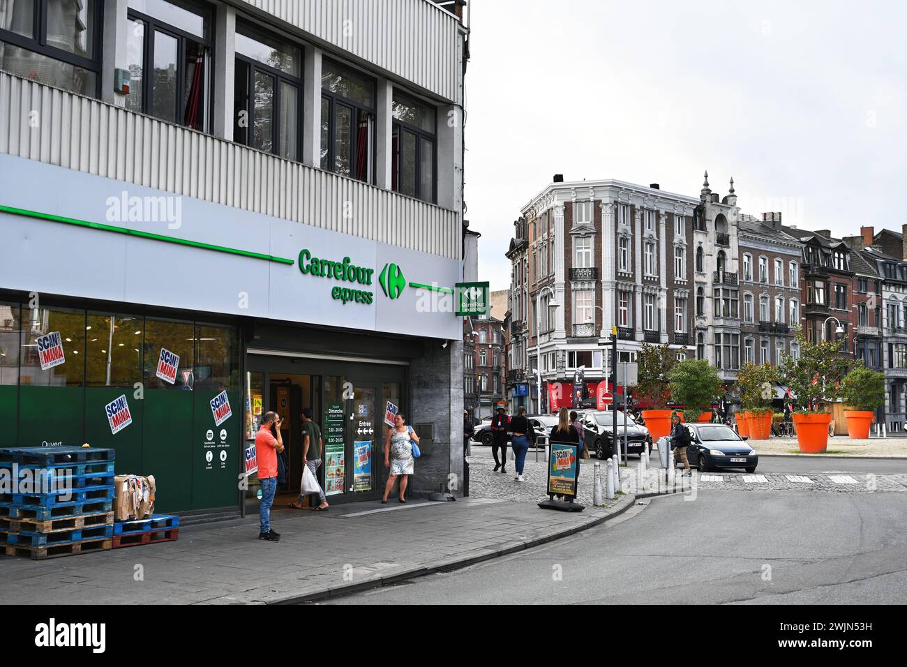 Storefront of a Carrefour express Supermarket Stock Photo