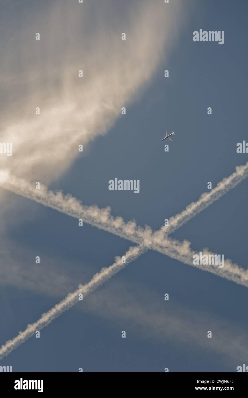 Crossed sky hi-res stock photography and images - Alamy