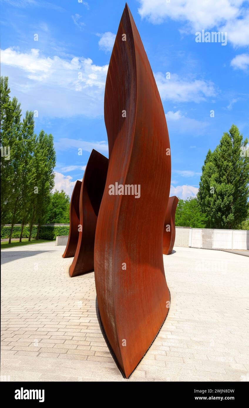 Giant sculpture Dirk’s Pod by Richard Serra dedicated this sculpture to photographer Dirk Reinartz, Novartis-Campus, Basel, Switzerland. Dirk’s Pod sc Stock Photo