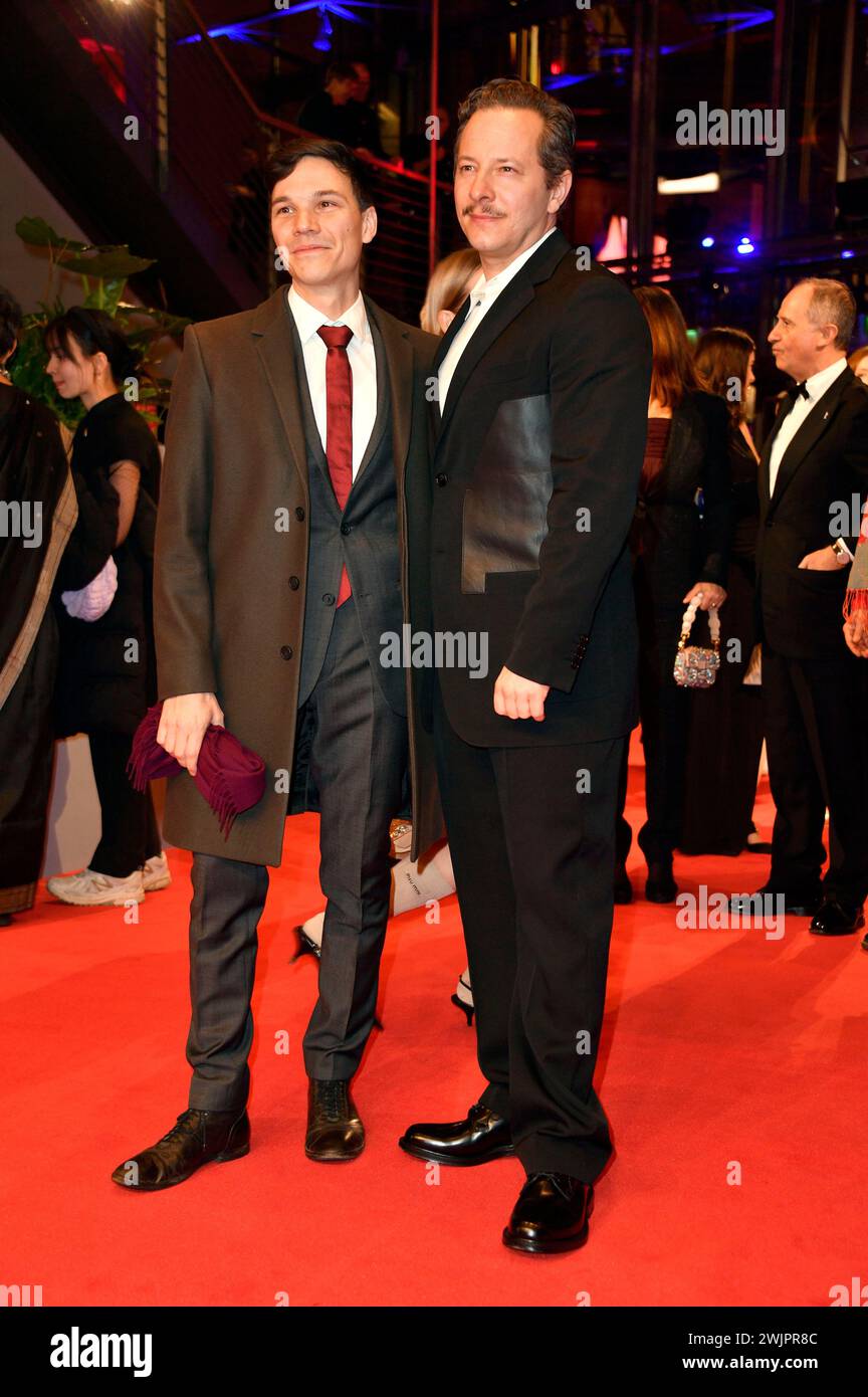 Sebastian Urzendowsky und Trystan Pütter bei der Festivaleröffnung und der Premiere des Kinofilms 'Small Things Like These / Kleine Dinge wie diese' auf der Berlinale 2024 / 74. Internationale Filmfestspiele Berlin im Berlinale Palast. Berlin, 15.02.2024 Stock Photo