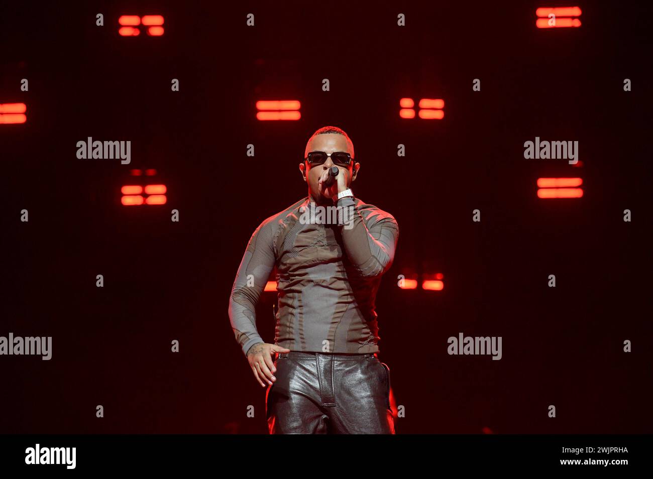 Luciano live bei einem Konzert seiner Seductive Tour in der ZAG Arena. Hannover, 16.02.2024