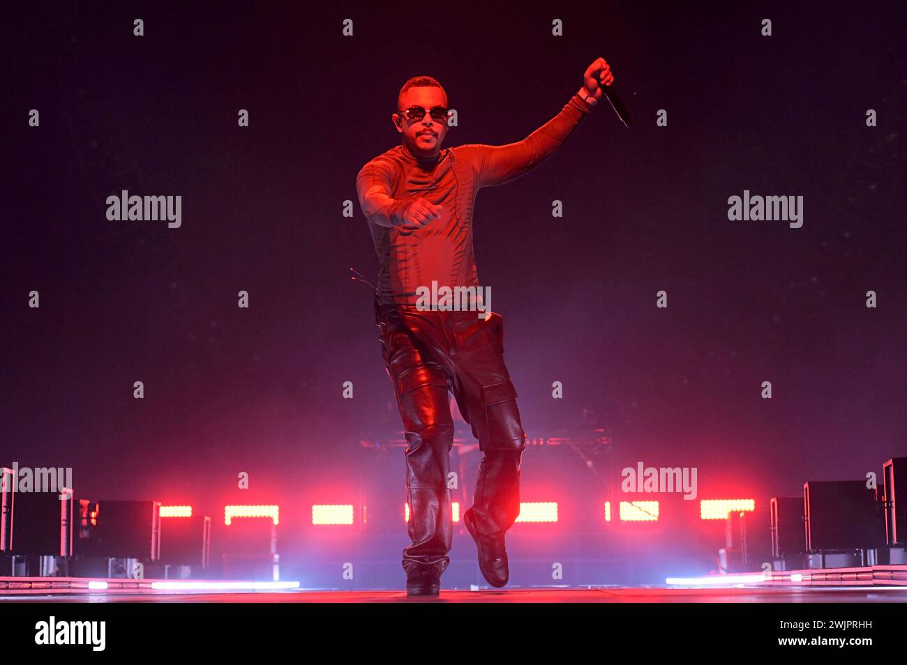 Luciano live bei einem Konzert seiner Seductive Tour in der ZAG Arena. Hannover, 16.02.2024