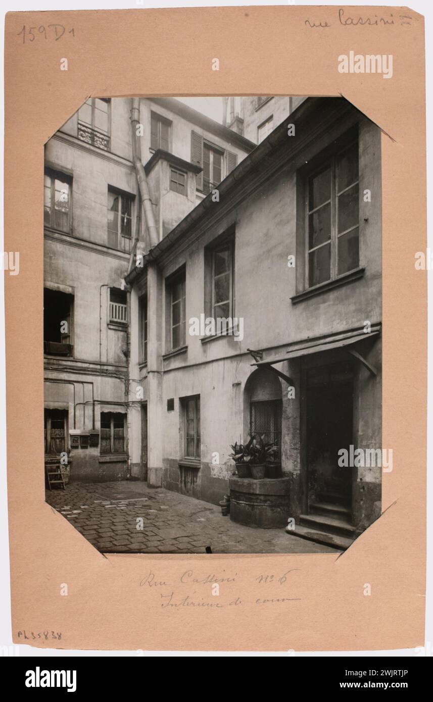 Anonymous 6 rue Cassini Facade on courtyard 14th arrondissement Anonymous 6 rue Cassini Facade on courtyard 14th arrondissement