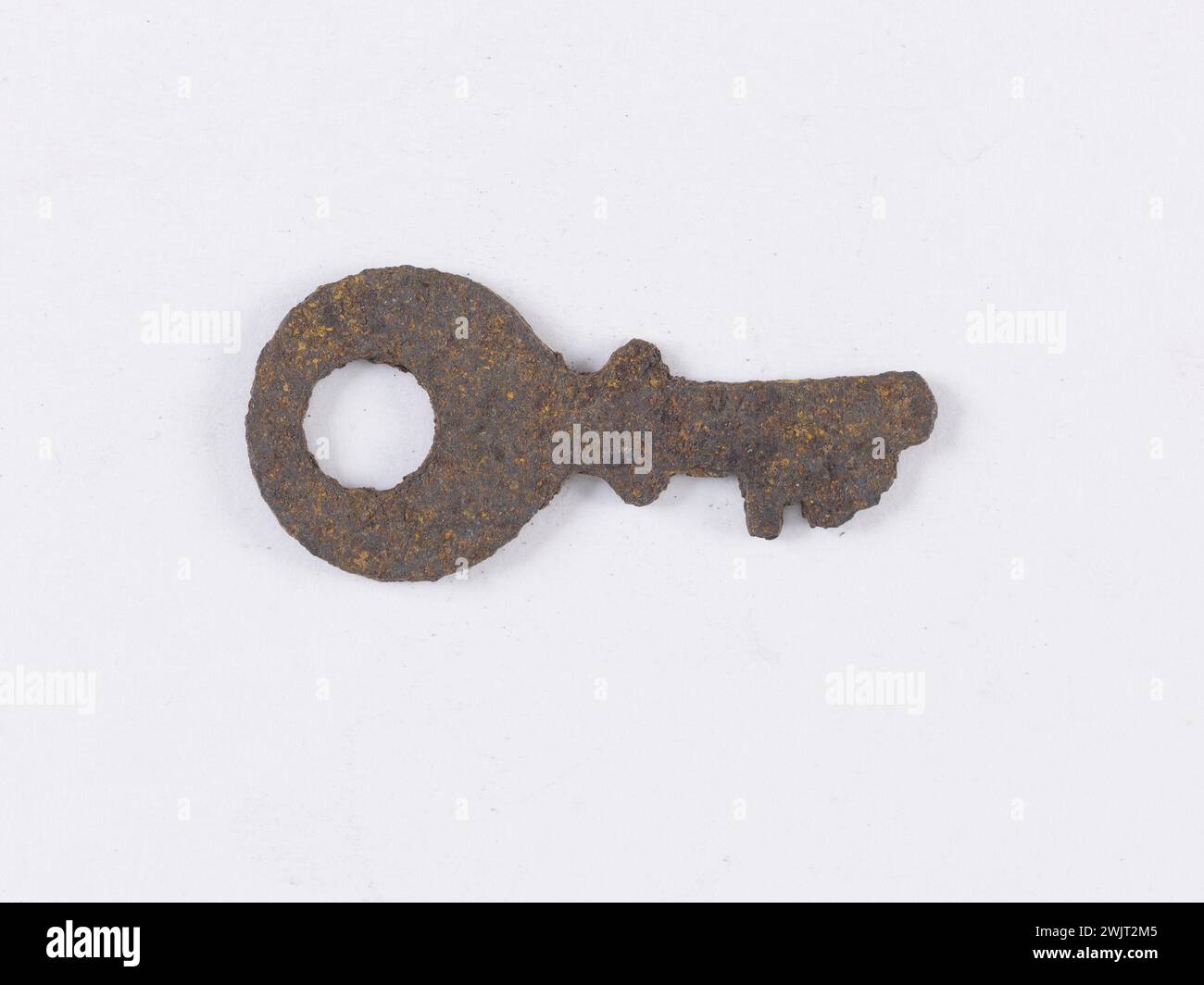Anonymous, key key (common name), 1943, metal, Paris Liberation Museum ...