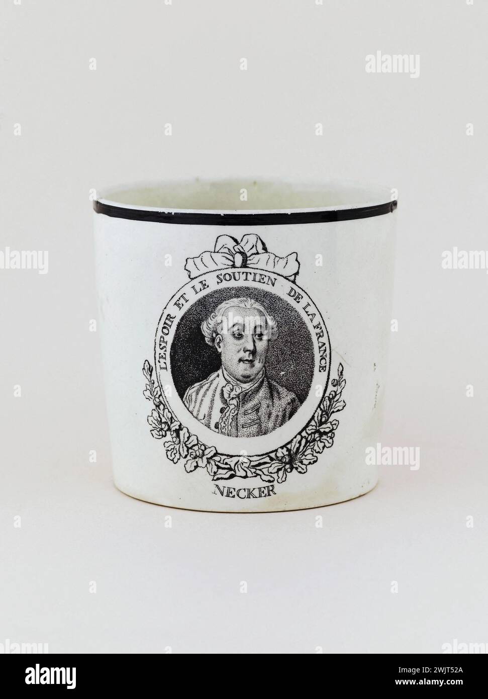 Cup and its saucers decorated with the effigy of Necker. Earthenware. Around 1789. Paris, Carnavalet museum. 76184-2 Decoration, effigy, Revolutionary Faience, Swiss financial, State Man, Revolutionary Periode, Portrait, French Revolution, Cup Stock Photo