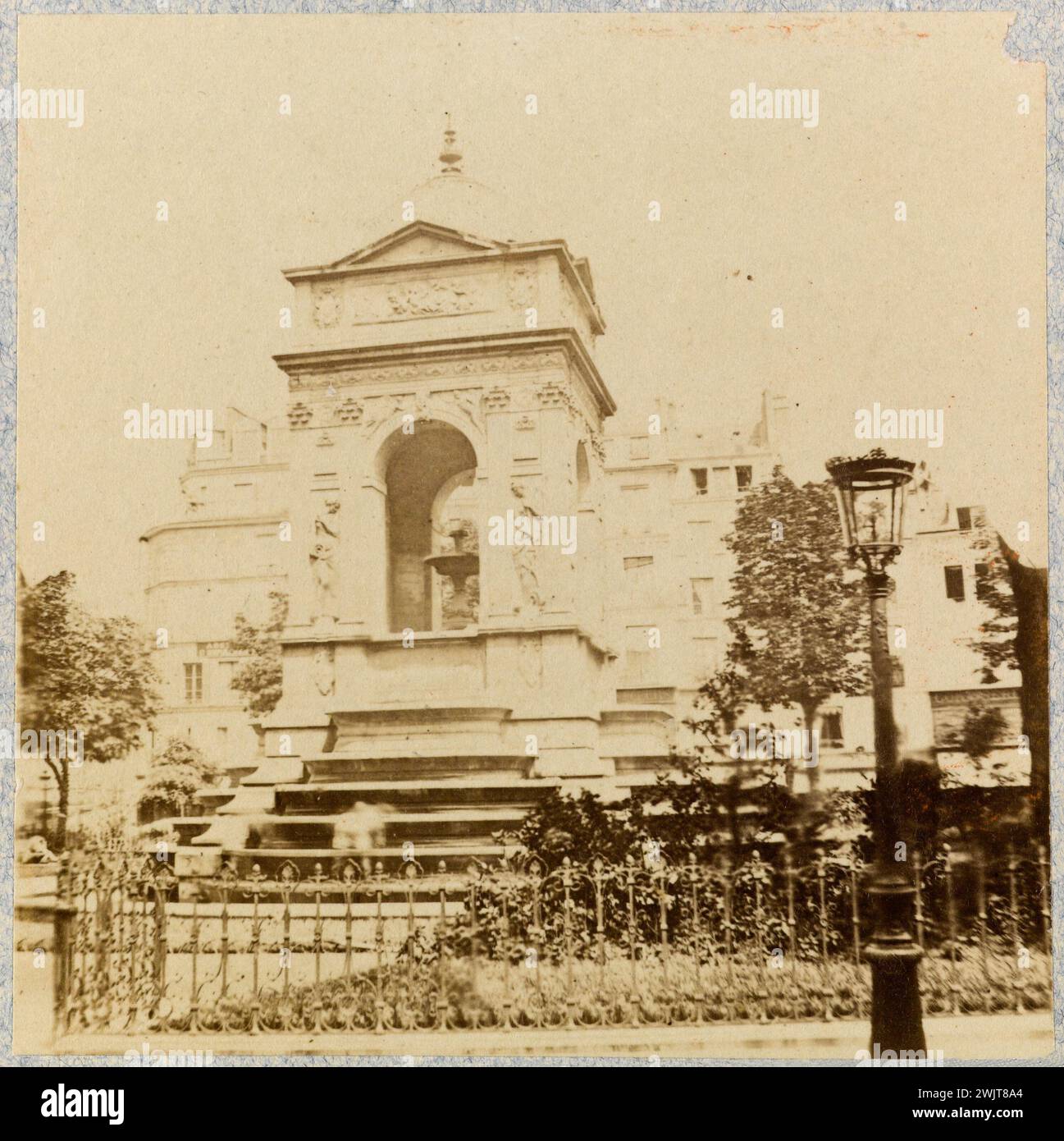 Fountain of the innocents. Paris (1 arr.). Anonymous photography. Albumin paper draw. Paris, Carnavalet museum. Paris, Carnavalet museum. 144166-13 IER IE I 1ER 1E 1 ARRONDISSEMENT Stock Photo