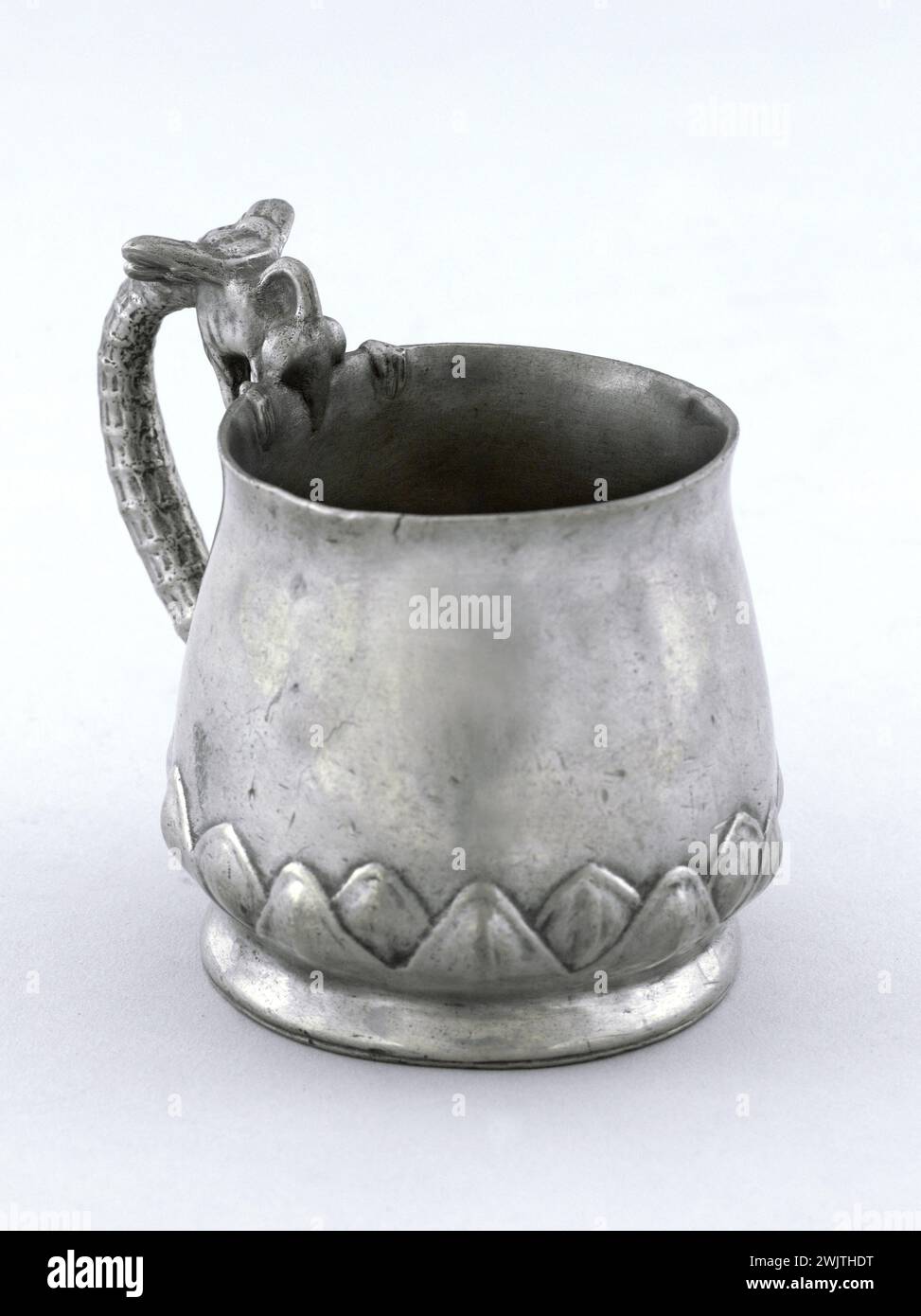 Jean Baffier (1851-1920). 'Cup'. Tin. 1898. Museum of Fine Arts of the City of Paris, Petit Palais. 57910-4 Anse, tin, goblet, wine service, dishes Stock Photo