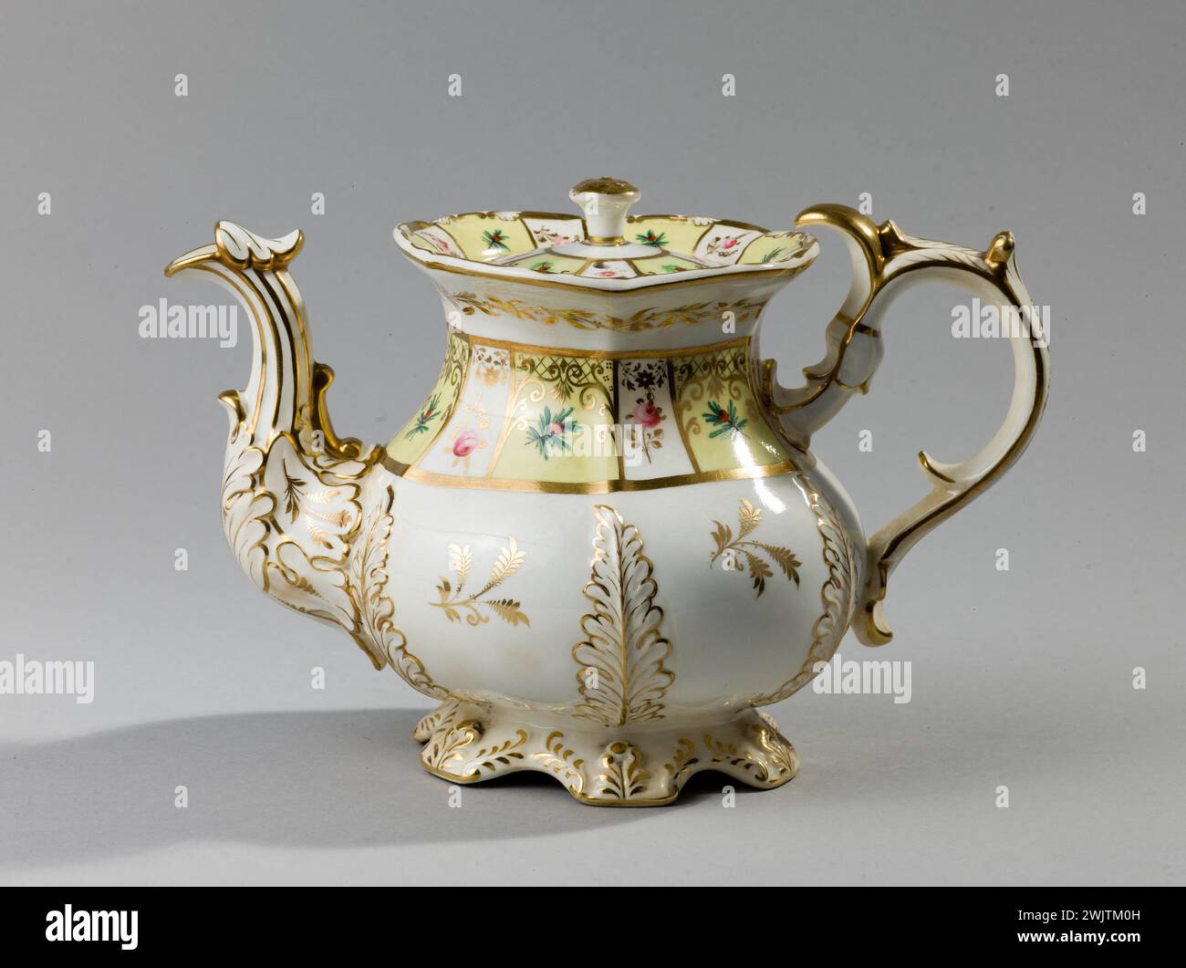 Faience anglaise hi-res stock photography and images - Alamy