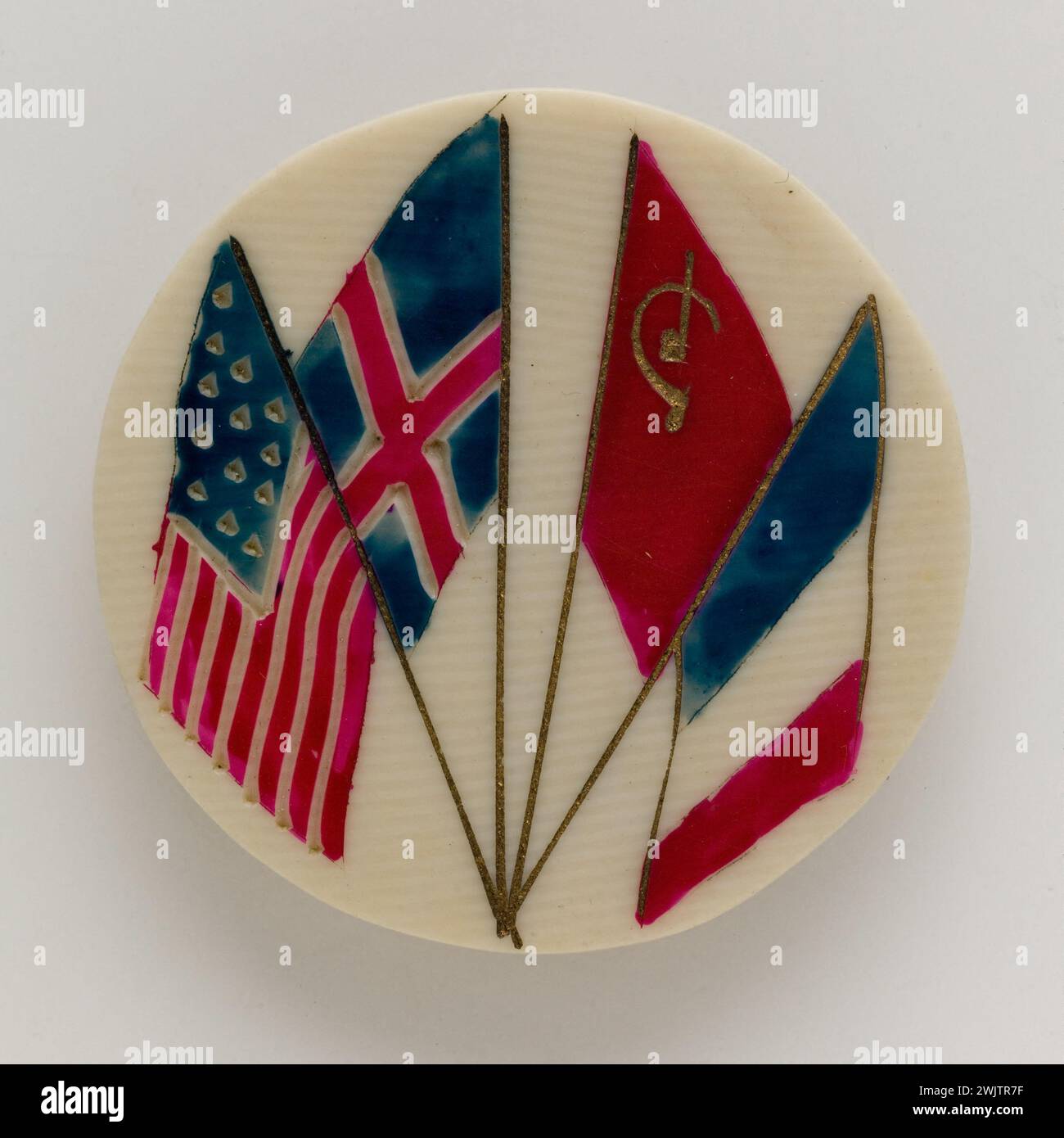 War 19391945. Round spindle with four Allied flags. Metal, engraved