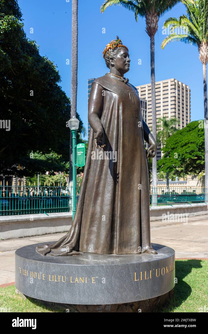 Queen Lili'uokalani statue in front of Hawaii State Capitol, Beretania Street, Honolulu, Oahu, Hawaii, United States of America Stock Photo