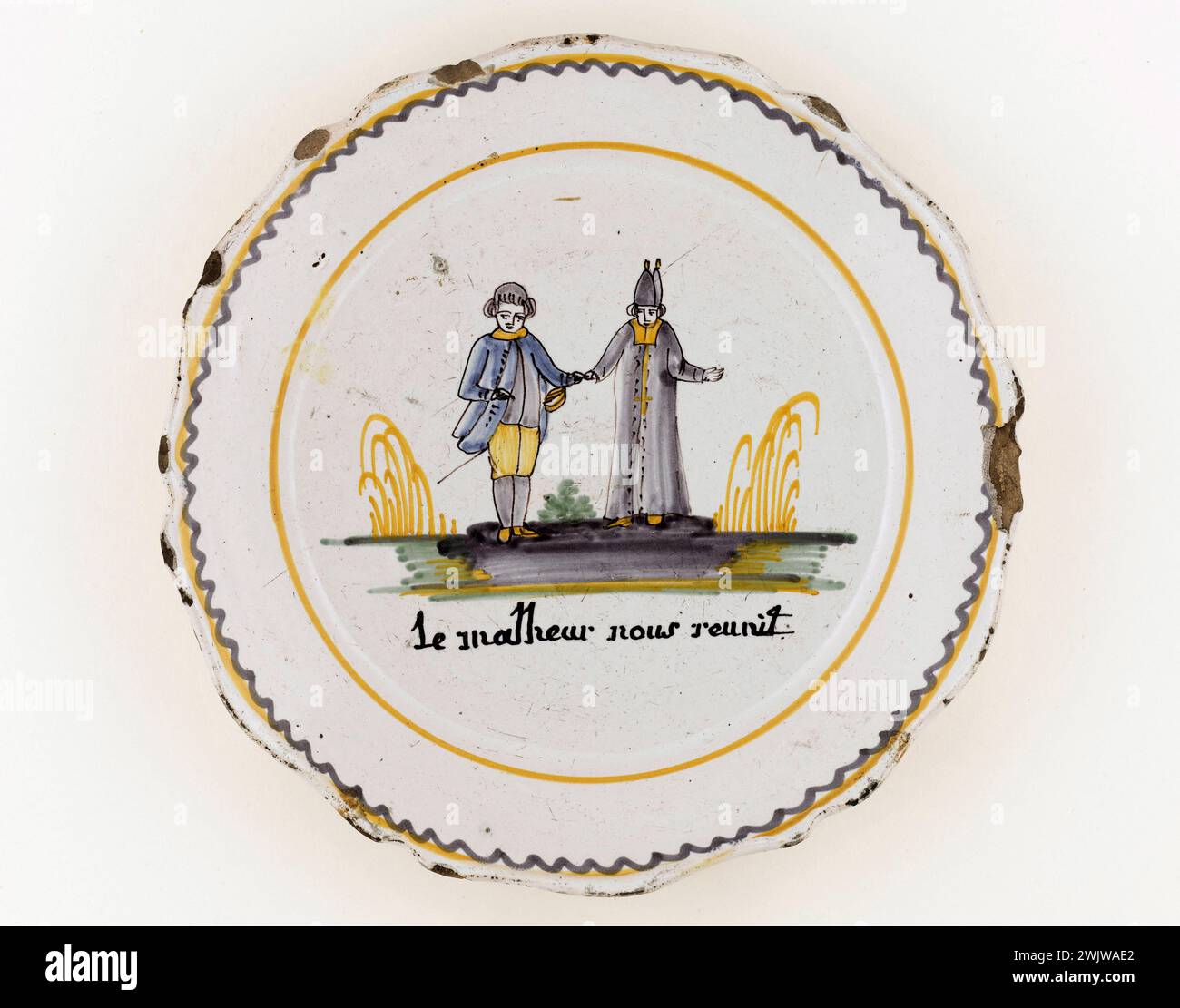 Anonymous. Plate 'The misfortune brings us together'. Earthenware. Paris, Carnavalet museum. 71684-7 Decoration, Faience, Revolutionary Periode, French Revolution, Plate Stock Photo